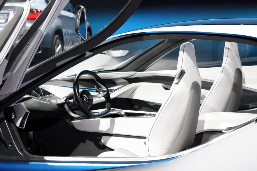  BMW Vision EfficientDynamics Concept 2009 года  (фото 75 из 206)